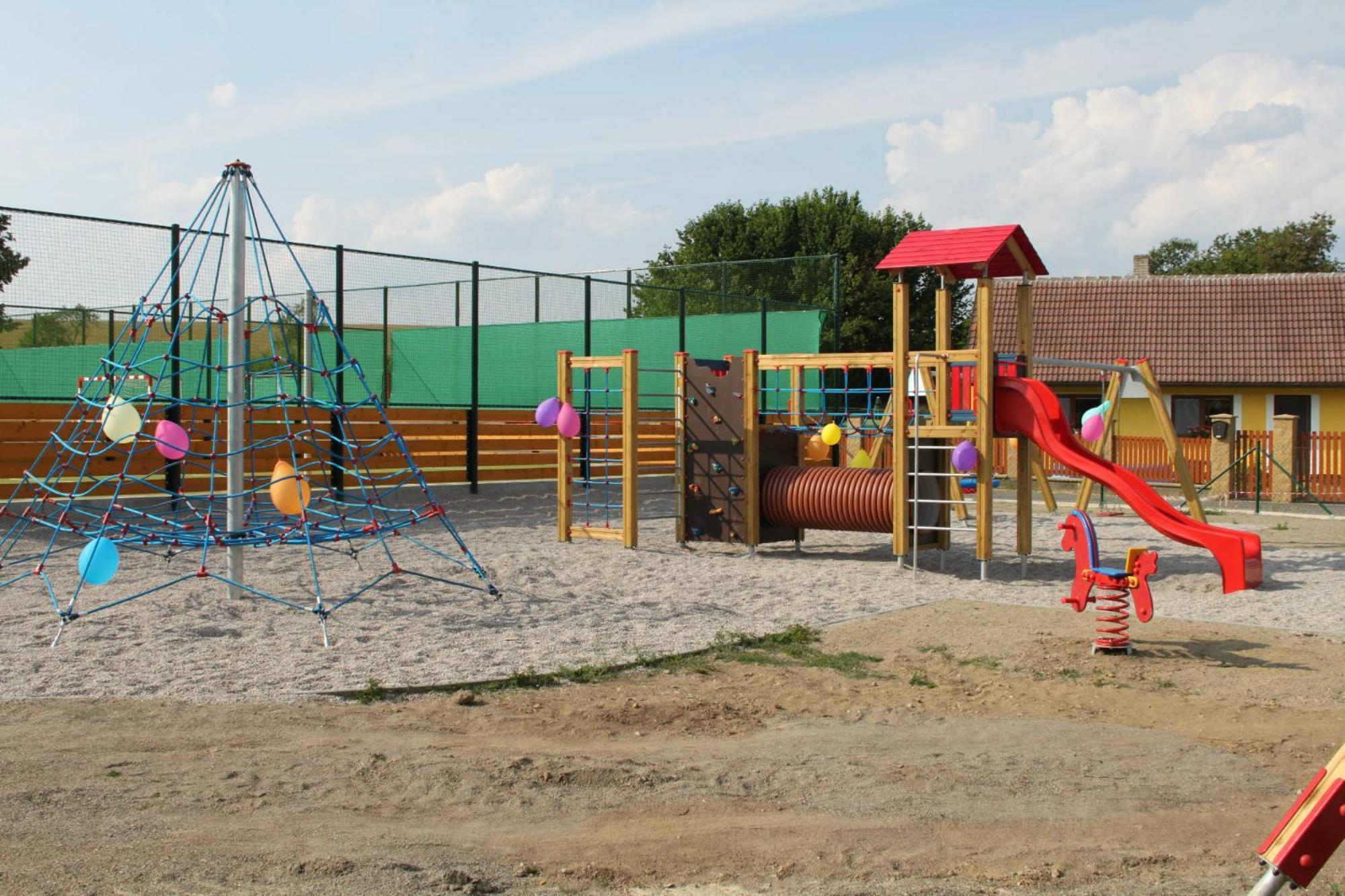 Rodinny Dum Radoska Divisov Exterior foto